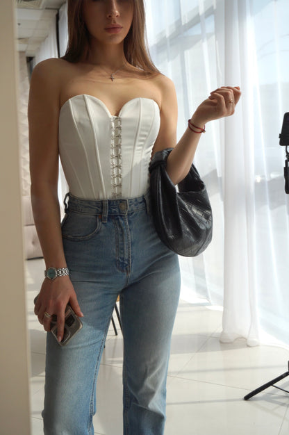 Satin corset with clasps